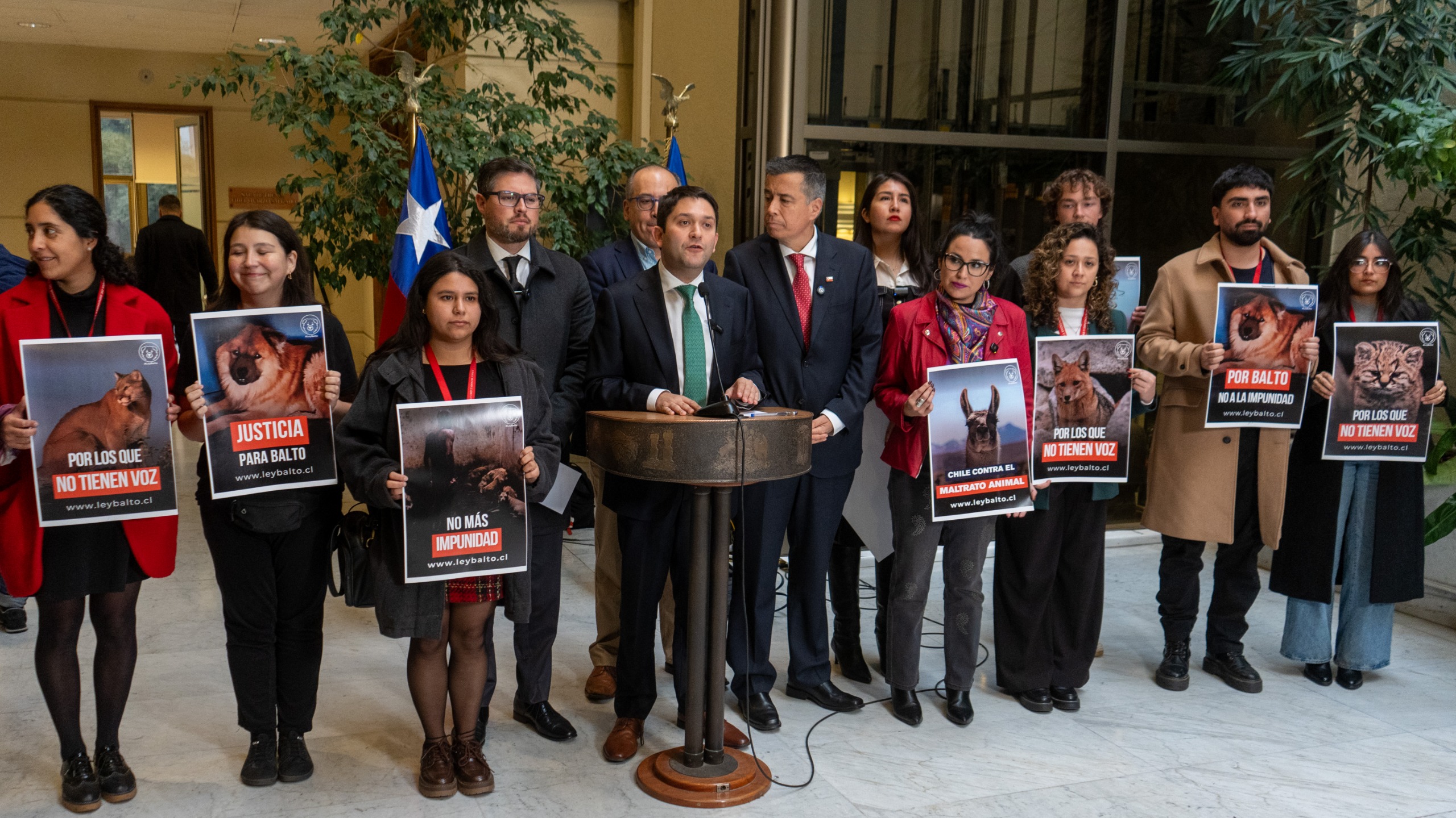 Presentación del proyecto de ley en el Congreso